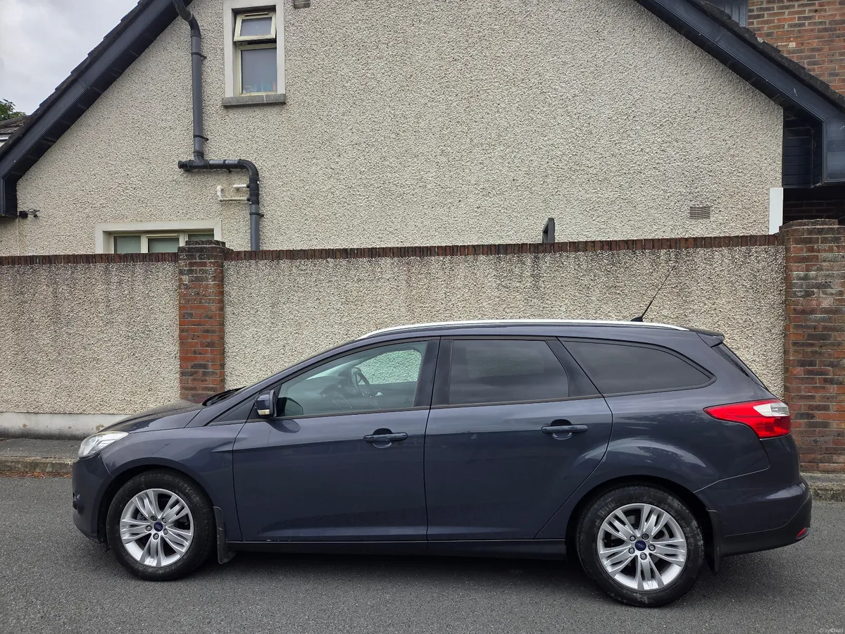 Ford Focus 1.6d , Lowest mileage,New nct - Image 4