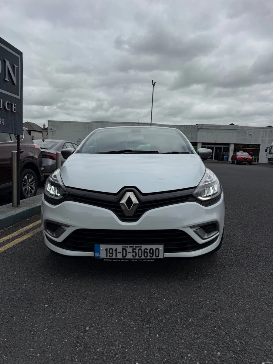191 Renault Clio 1.0 Petrol RS-Line - Image 3