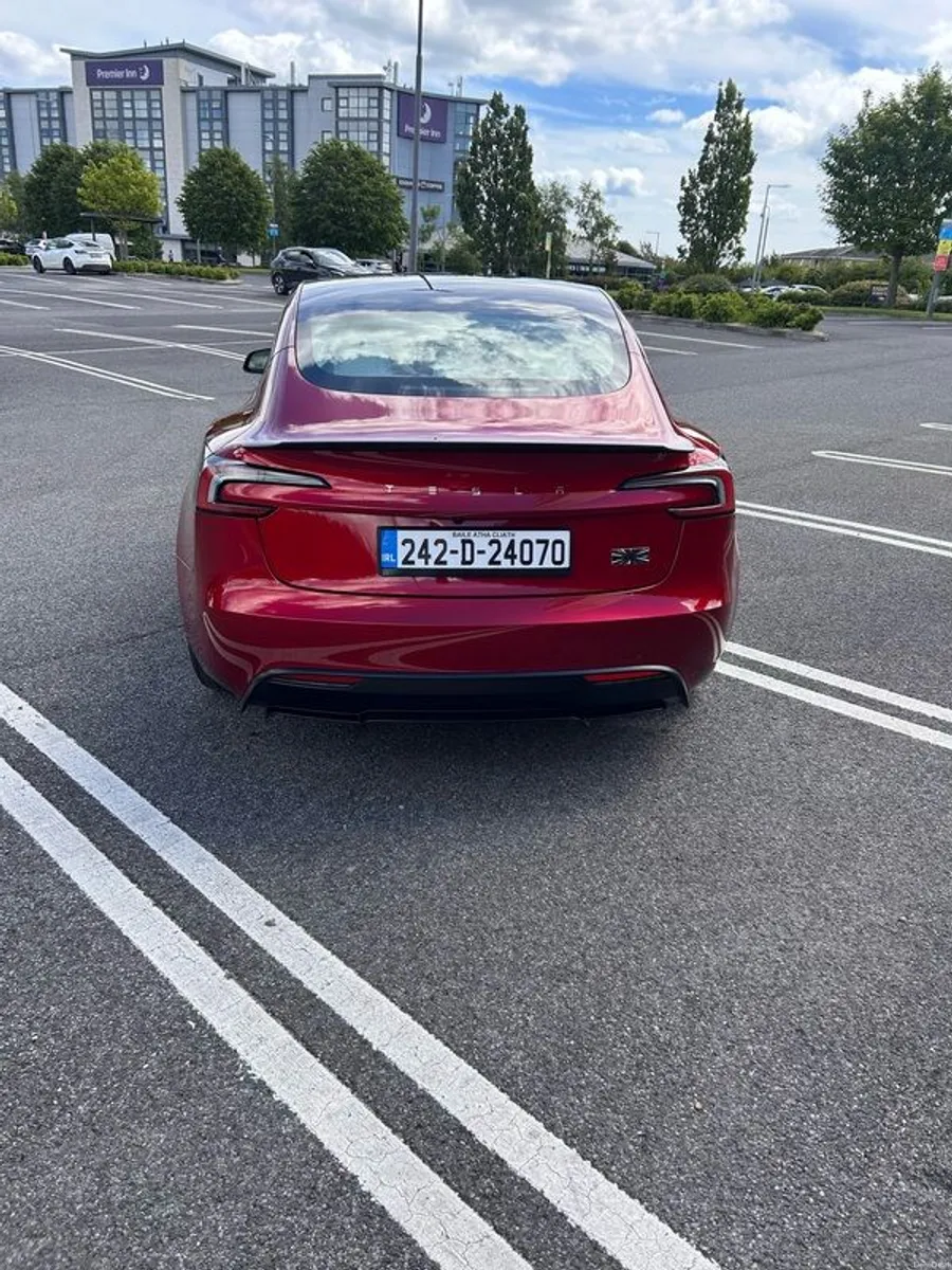 2024 Tesla Model 3 performance - Image 2