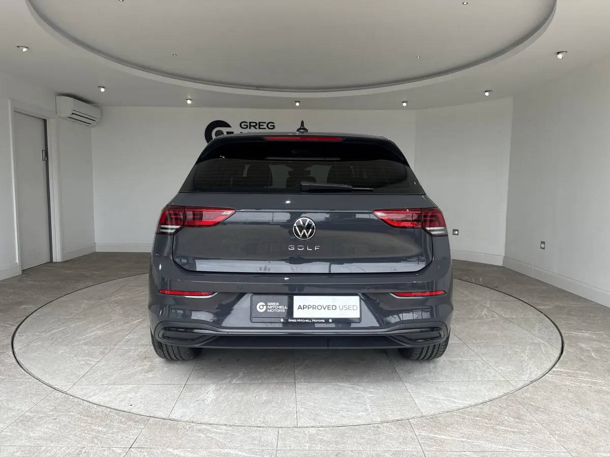 2022 Volkswagen Golf - Image 6