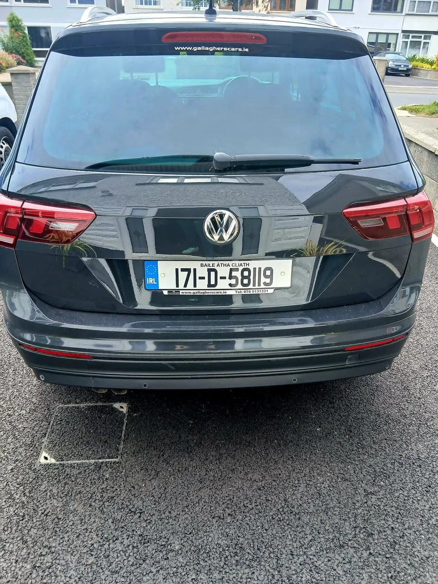 Volkswagen Tiguan 2017 - Image 3