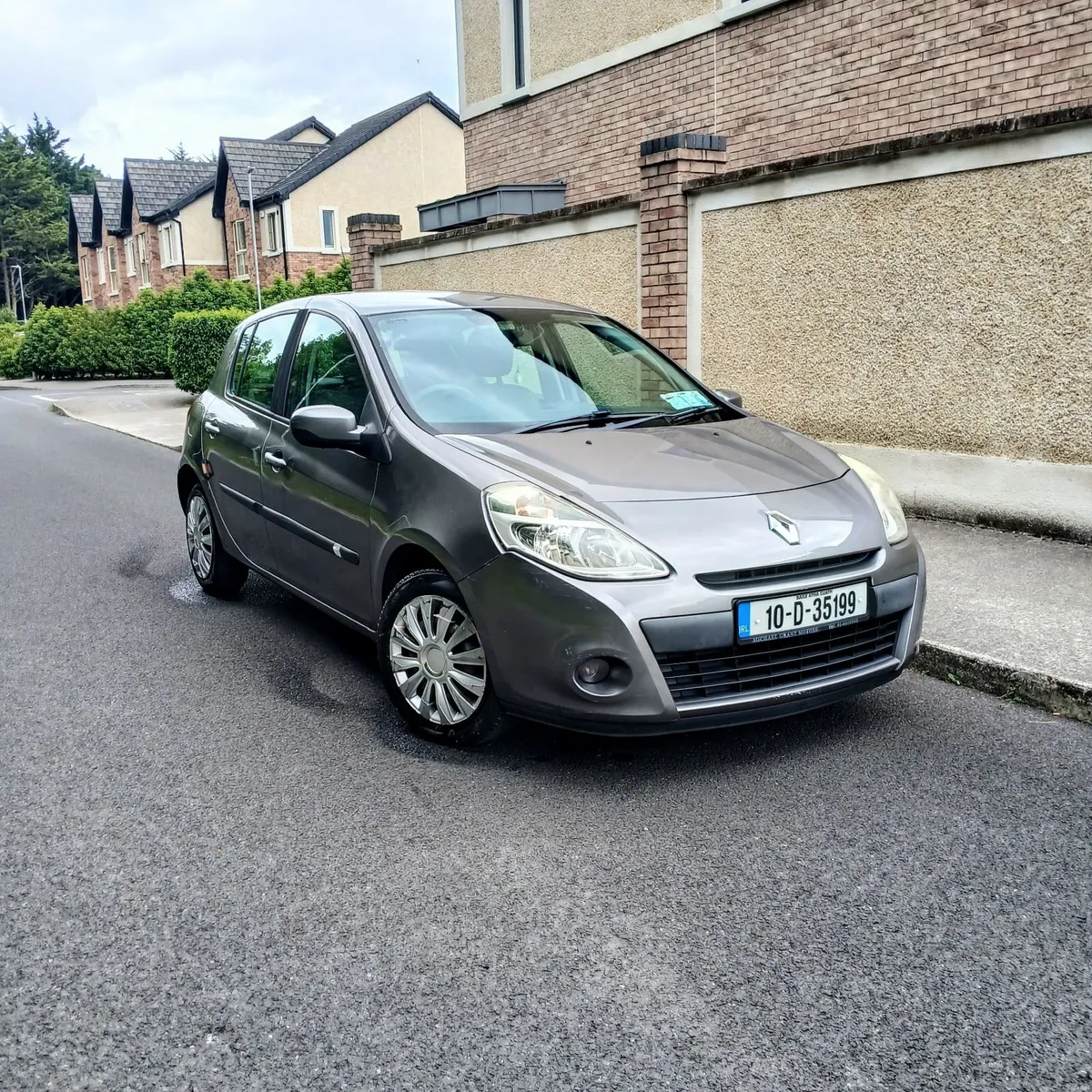 Renault Clio 2010 1.1 NCT 02/27 Low Mileage - Image 1