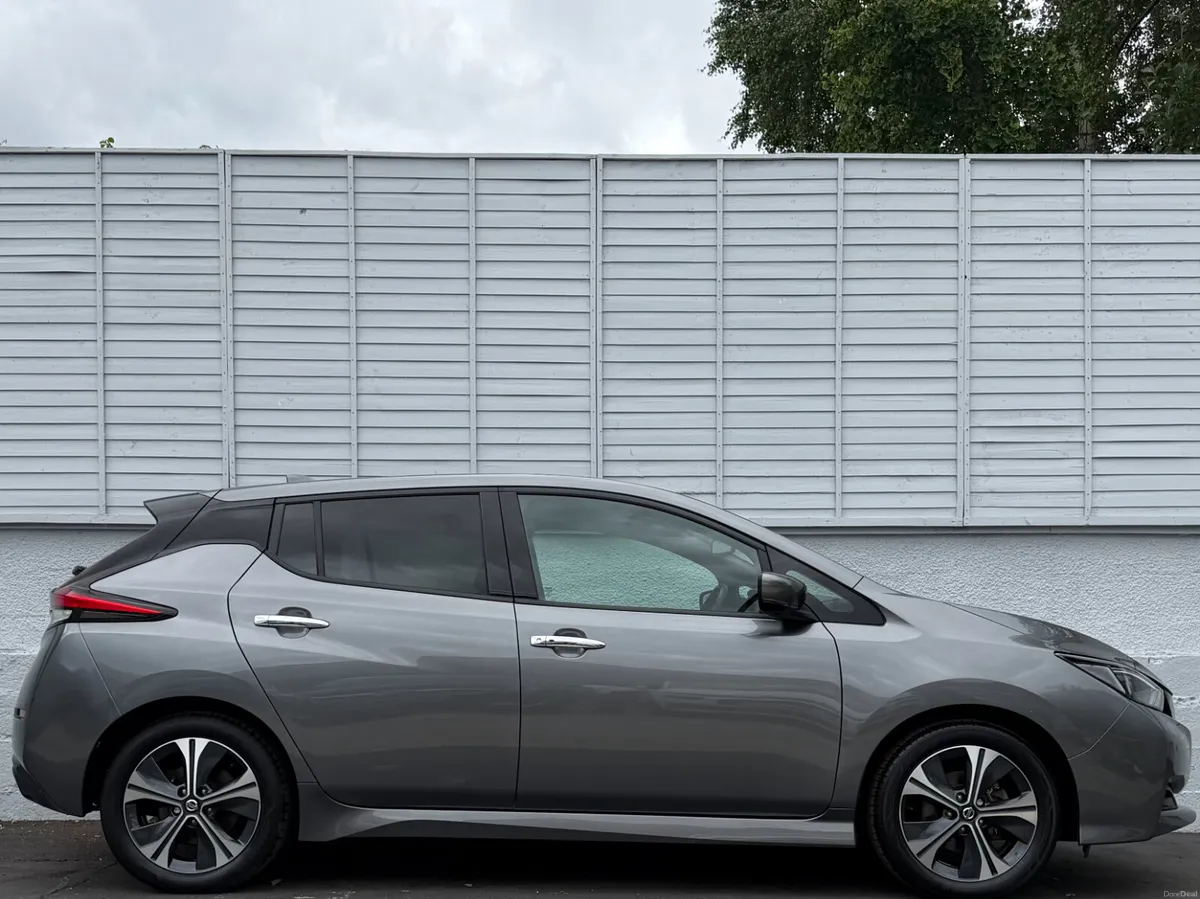 Nissan Leaf 2022 N-CONNECTA / APPLE & ANDROID AUTO - Image 2