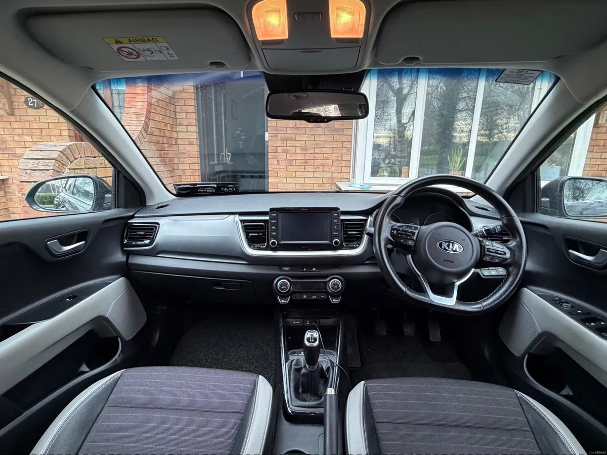 Kia Stonic k3 2021 - Image 2