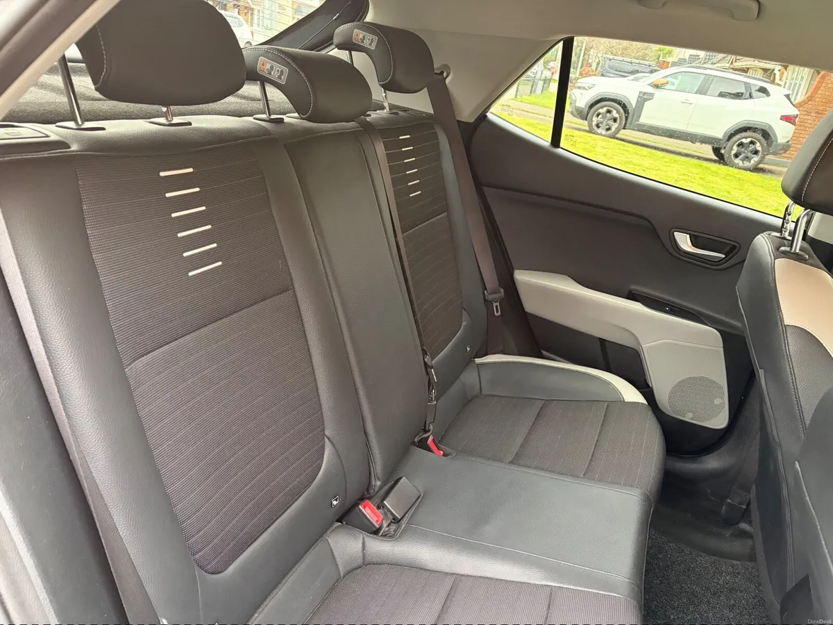 Kia Stonic k3 2021 - Image 4