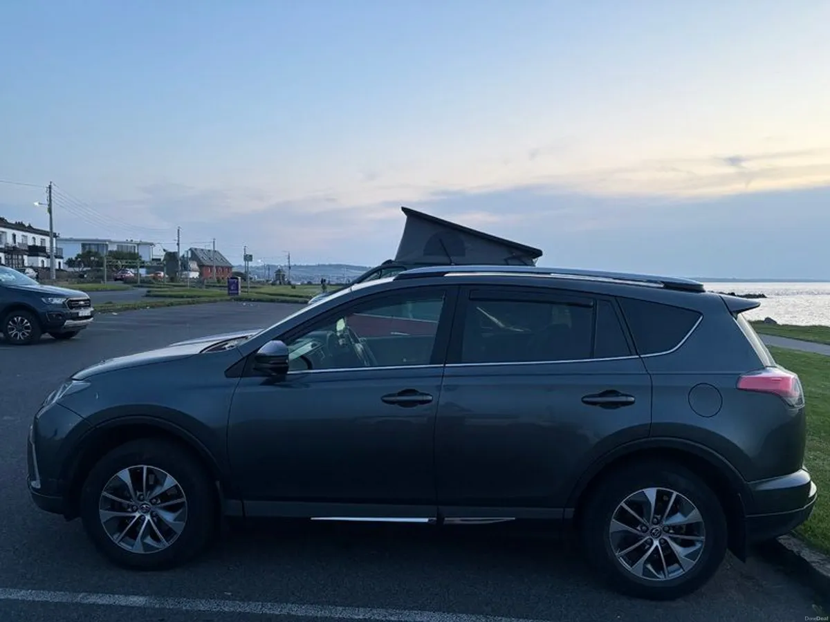2017 Toyota RAV4 Hybrid Luna Sport  Fully Loaded  Excellent Condition - Image 4