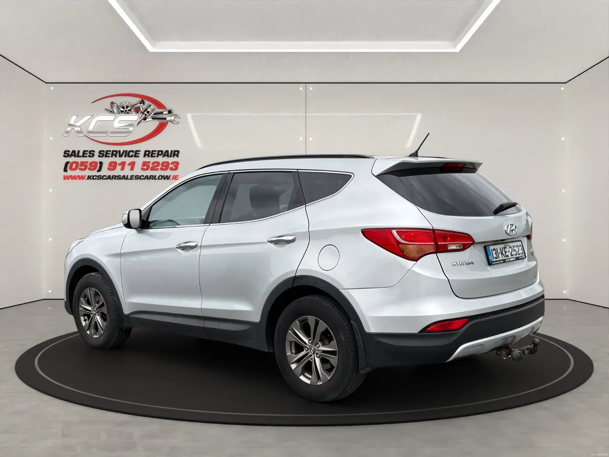 2013 Hyundai Santa Fe - 7 Seater - Low Mileage - Image 3