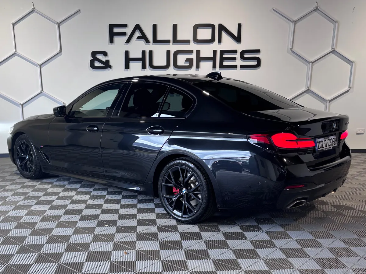 2020 BMW 5-SERIES 520D M SPORT FACELIFT // DIESEL - Image 3