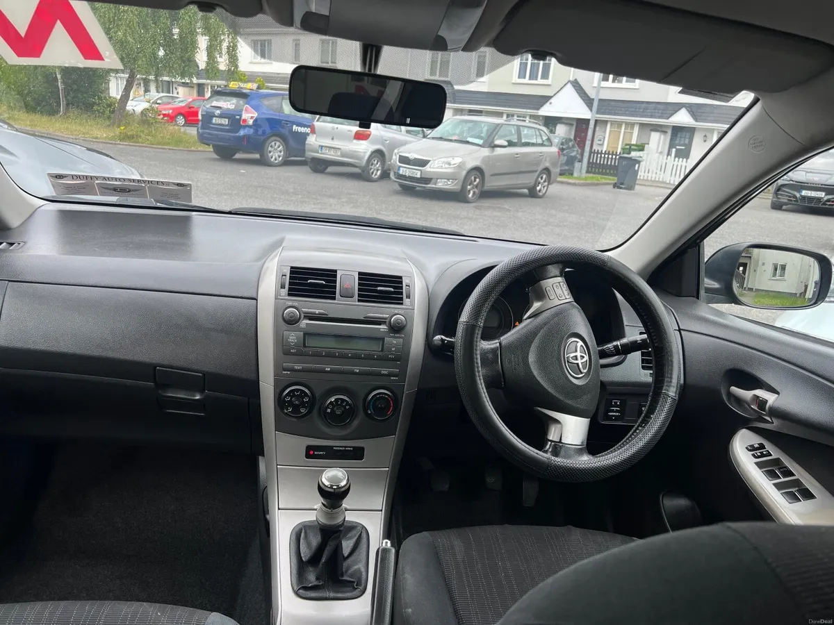 Toyota Corolla 2007 - Image 2