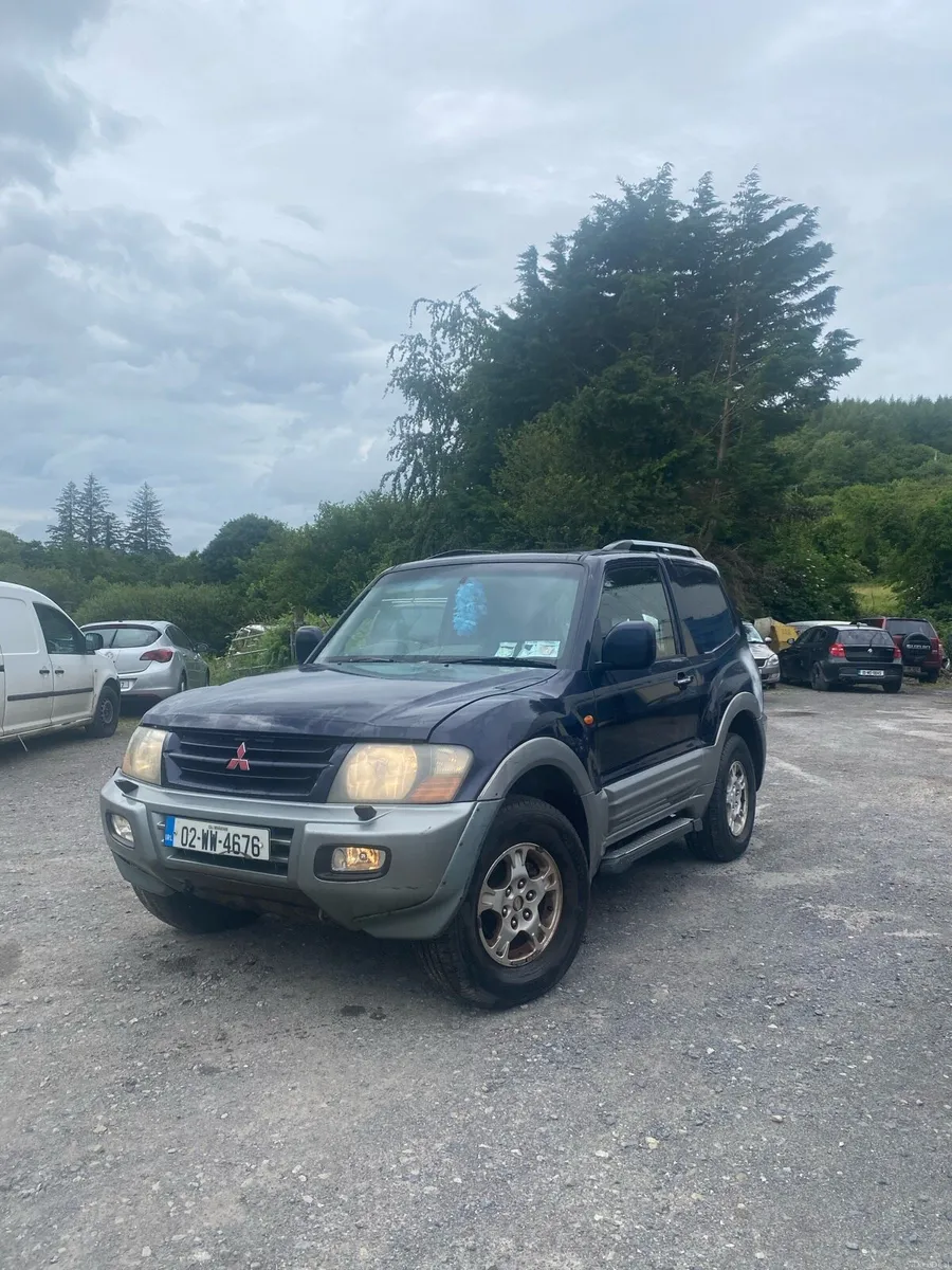 Mitshubiti pajero - Image 1