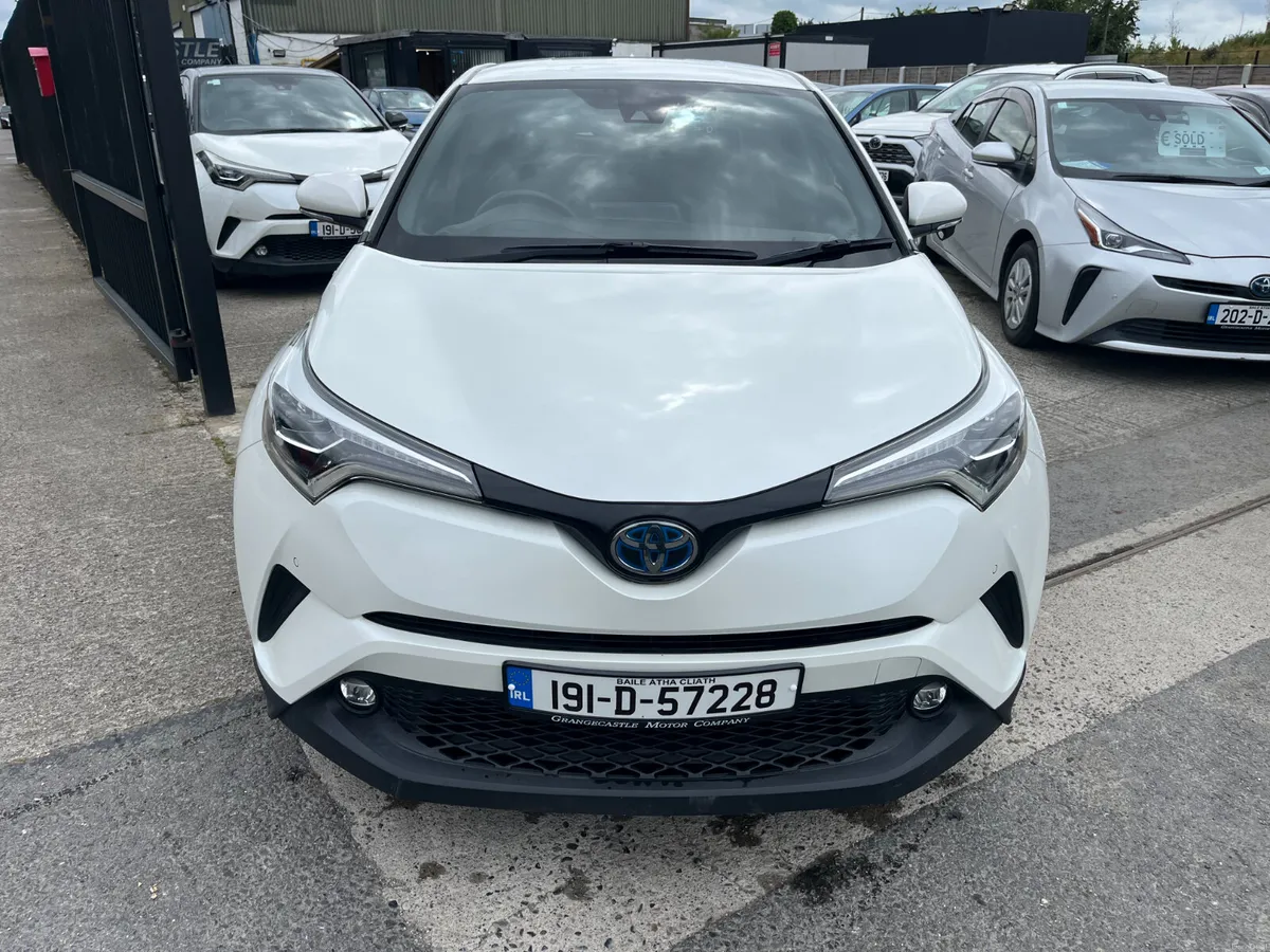 Toyota C-HR 2019, 1.8 HYBRID AUTO LOW KM HIGH SPEC - Image 2
