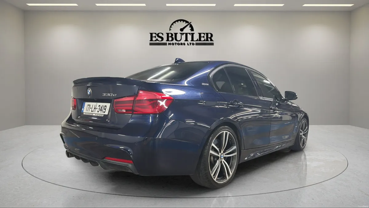 2017 BMW 330e M SPORT PRO HUGE SPEC 1YEAR WARRANTY - Image 6
