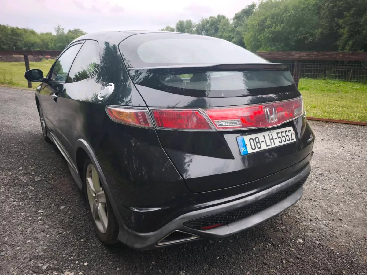 Honda civic type s - Image 3