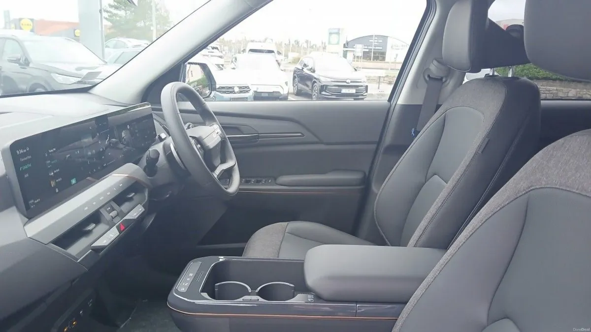 Kia EV5 Earth 3 **SAT NAV, HEATED FRONT & REAR SEA - Image 5
