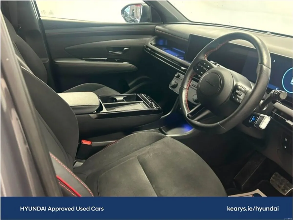Hyundai Tucson 4WD N Line PHEV Auto 2 Tone Roof - Image 6