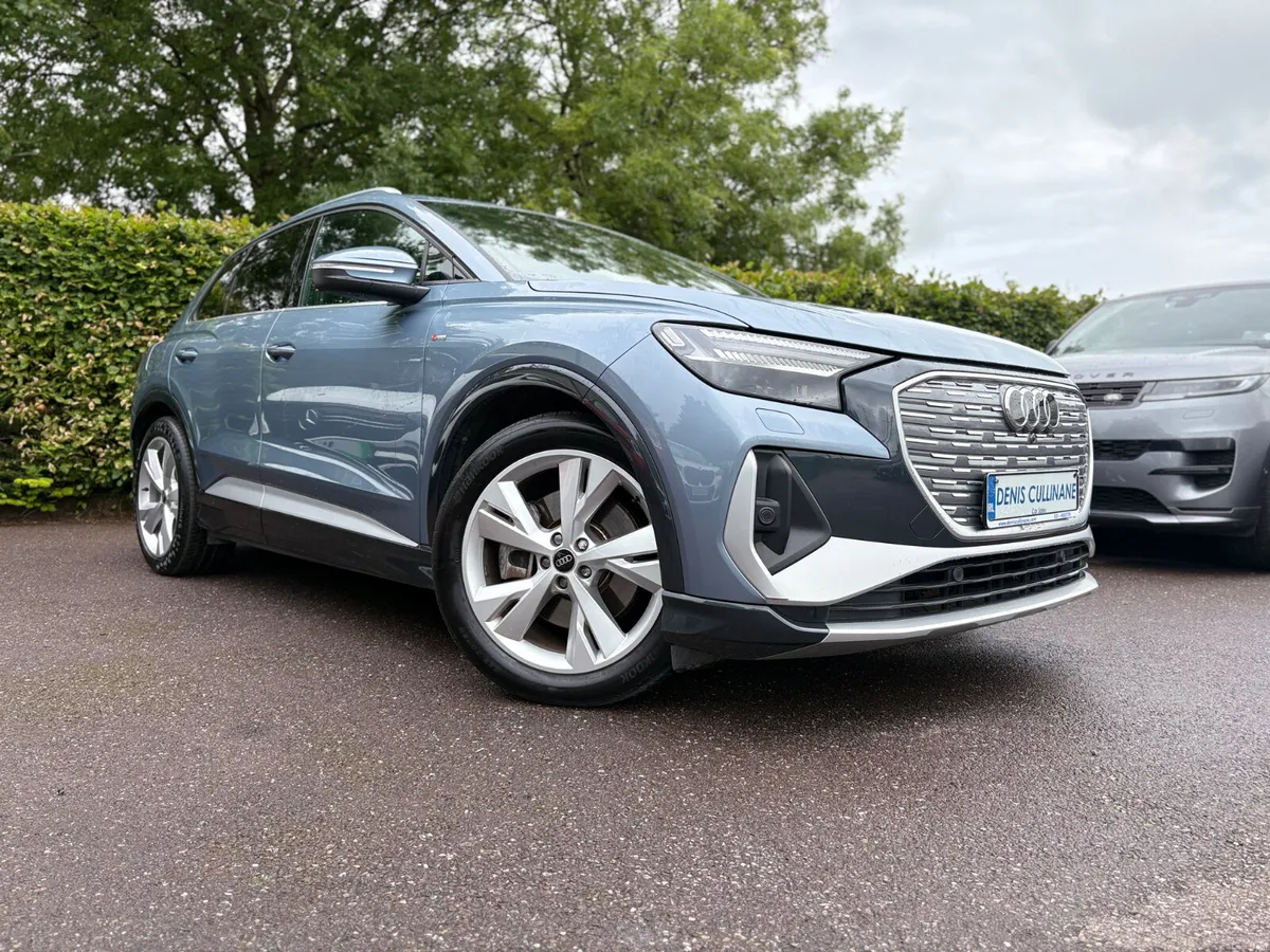 Q4 E-TRON S-LINE | 1 OWNER | BIG SPEC - Image 3
