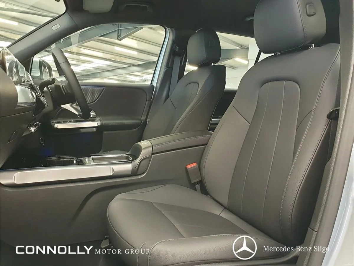 Mercedes-Benz GLB GLB 200D Progressive 5 Seats w/ - Image 5