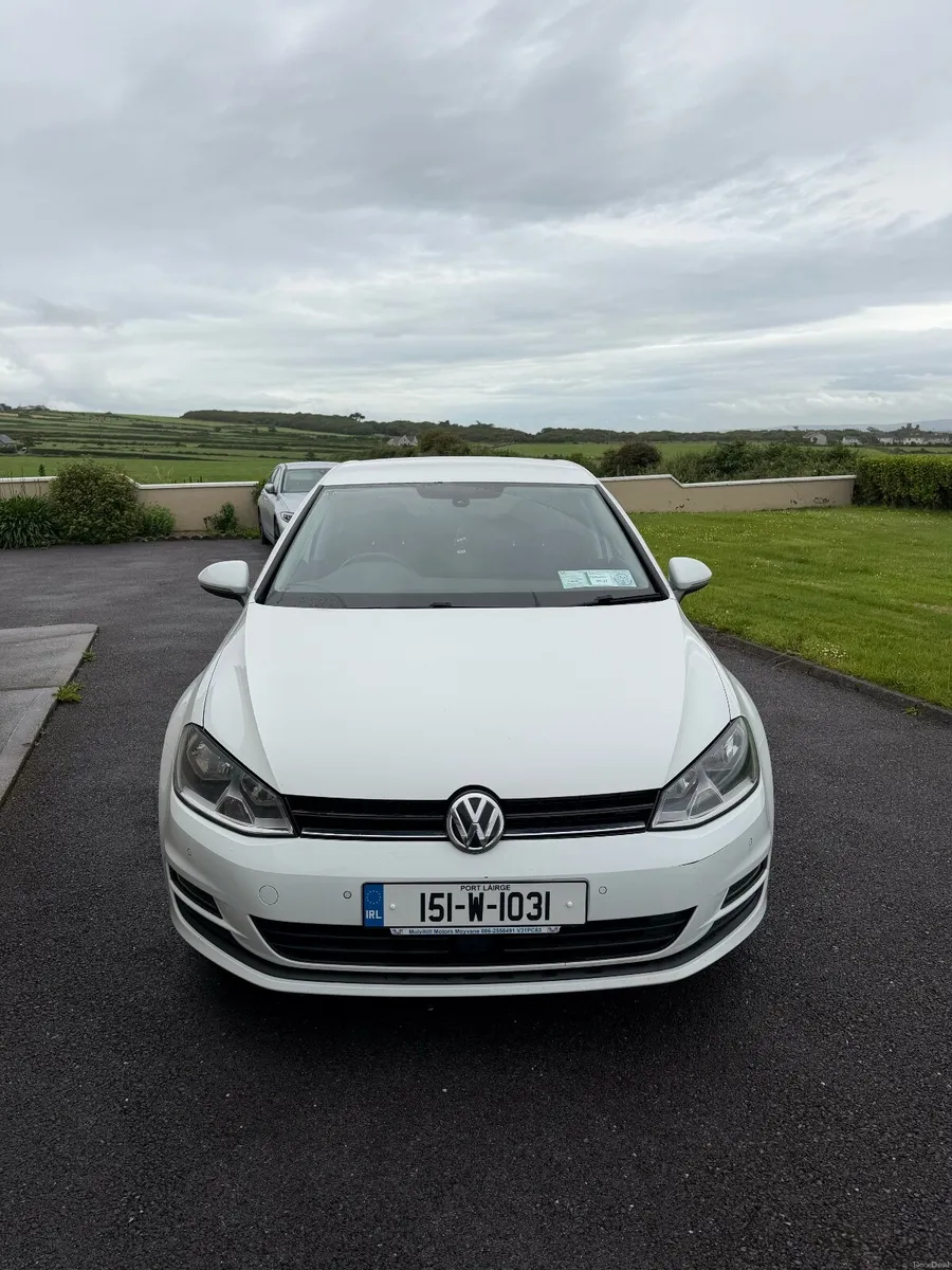 White Volkswagen Golf Comfortline 1.6 TDI Manual - Image 2