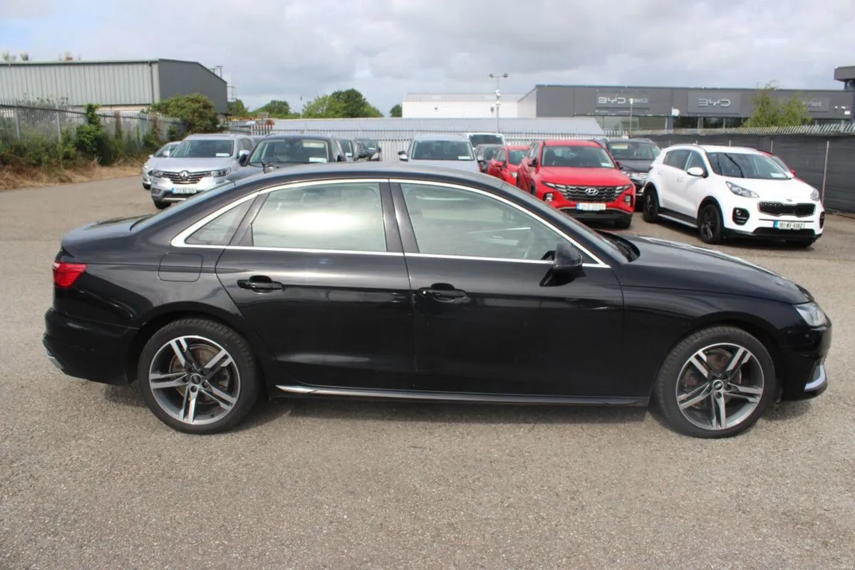 Audi A4 35 TDI 163HP S Tronic SE - TENDER 8 - Image 3