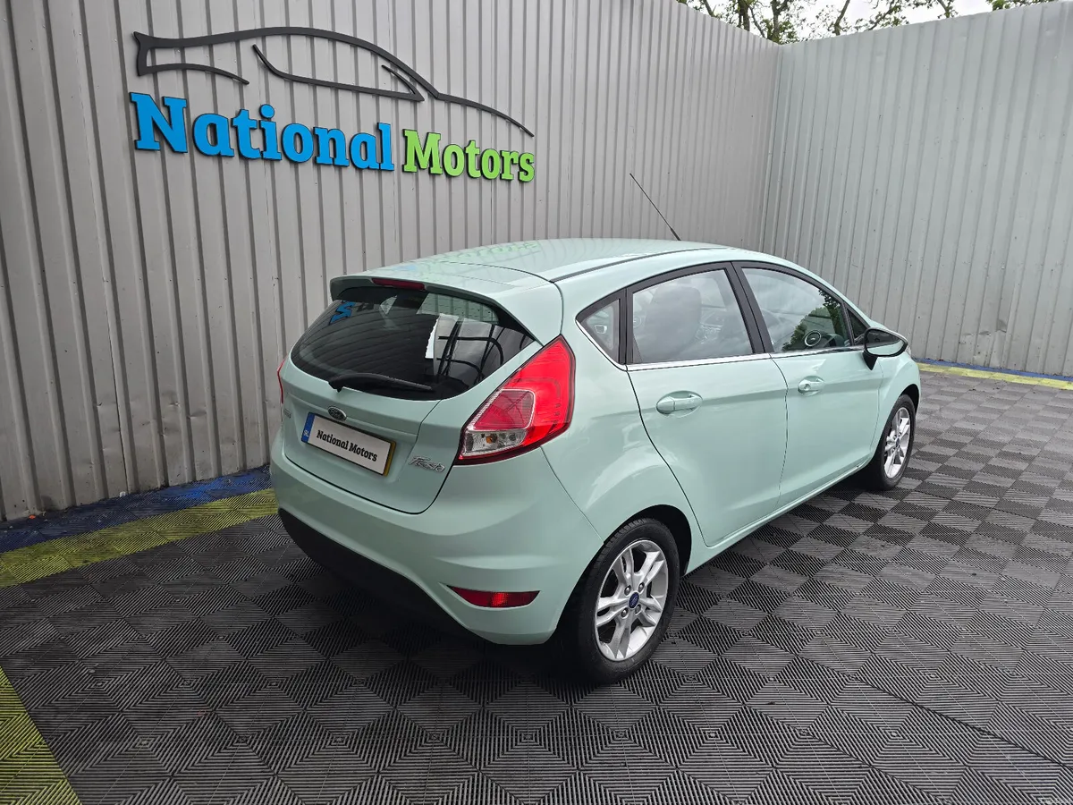 2017 Ford Fiesta 1.0 Zetec - Image 3