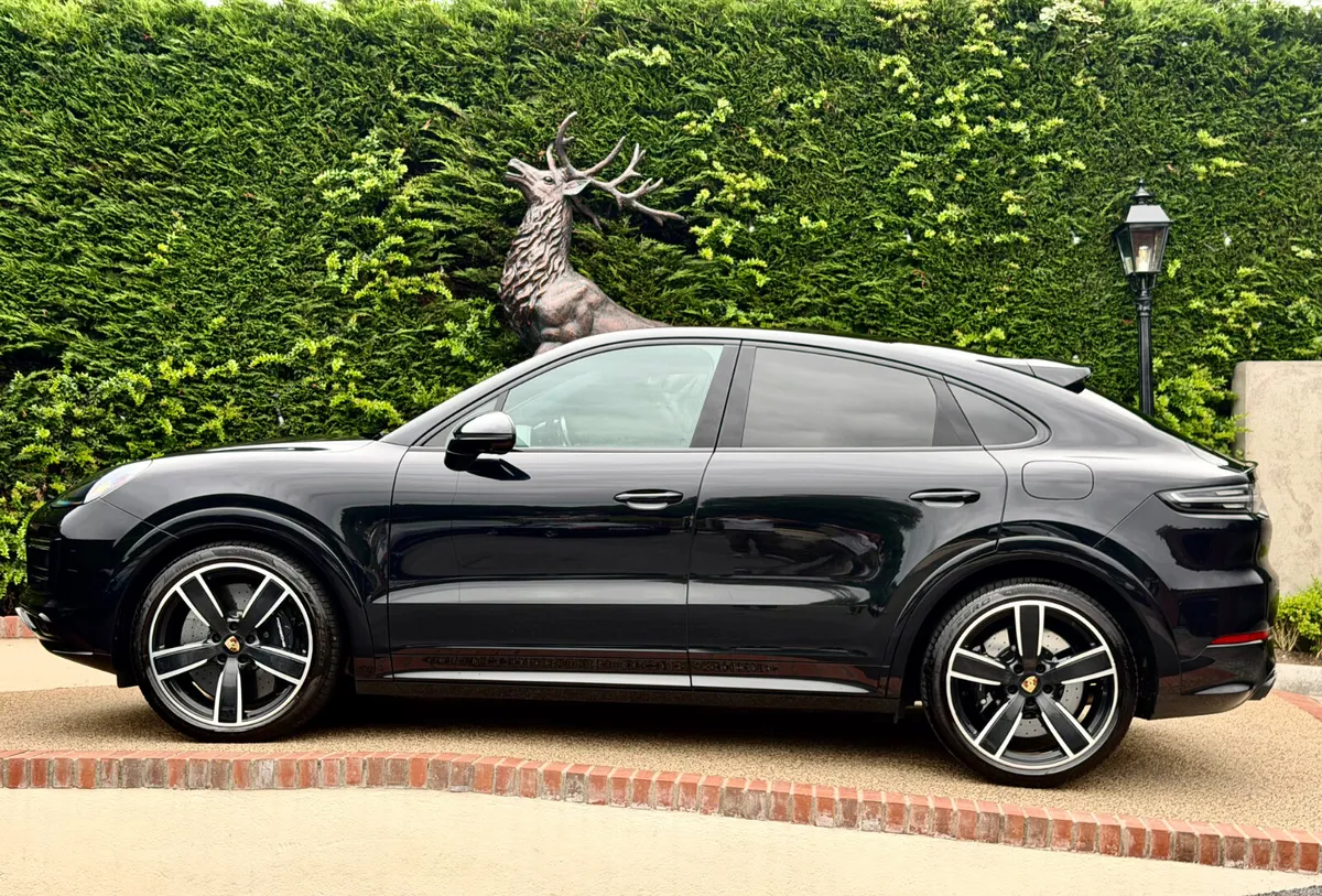 Cayenne coupe  Turbo S 670BHP ceramic brakes - Image 6