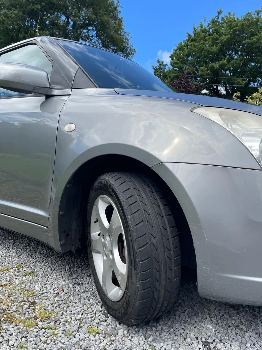 Suzuki Swift NCT PASSED with Bluetooth radio - Image 5