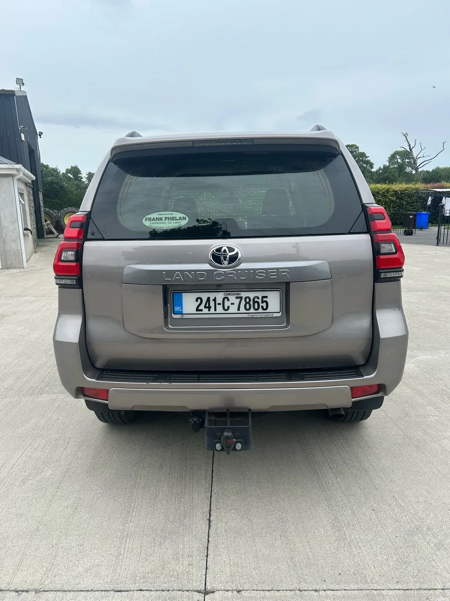 Toyota Landcruiser - Image 3