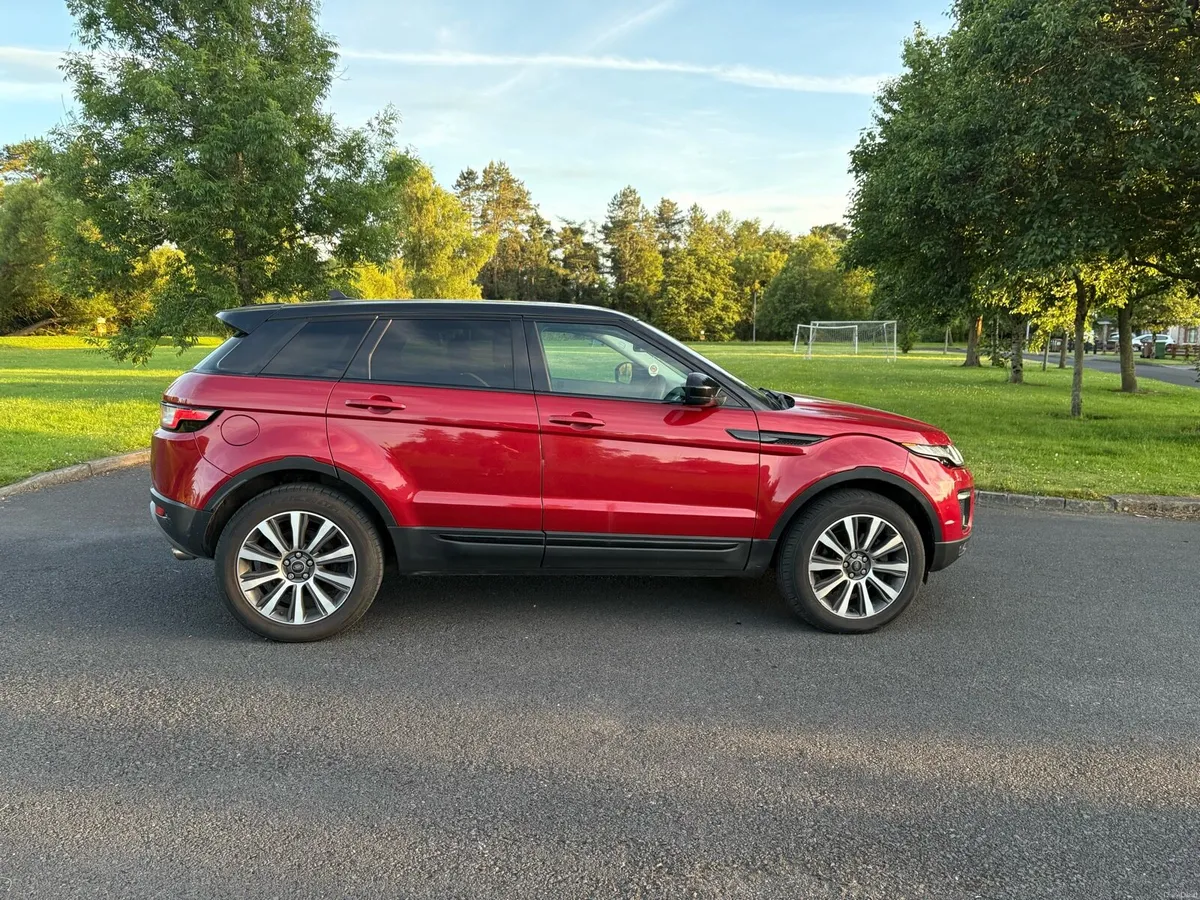 Range Rover - Image 5