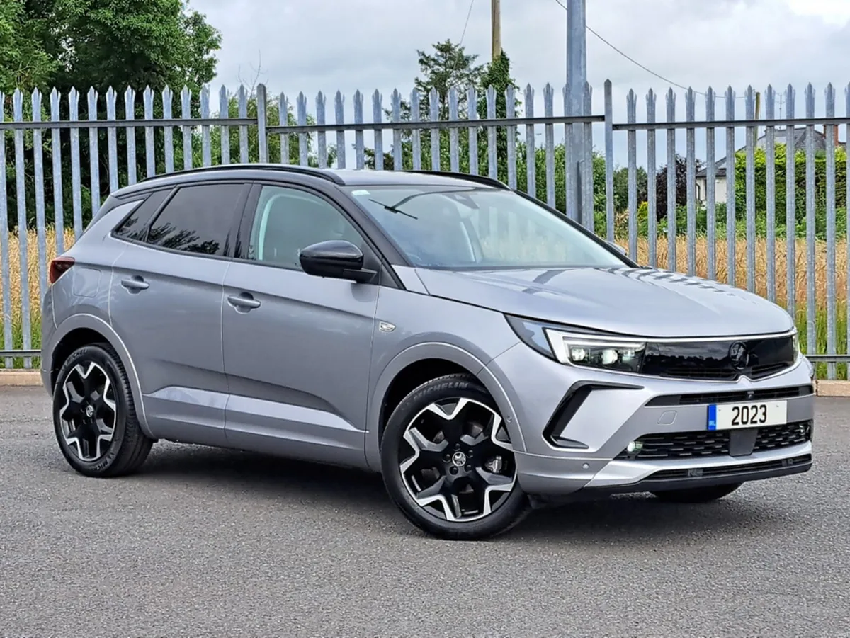 Opel Grandland ULTIMATE 1.2TURBO 130BHP **LEATHER/ - Image 3