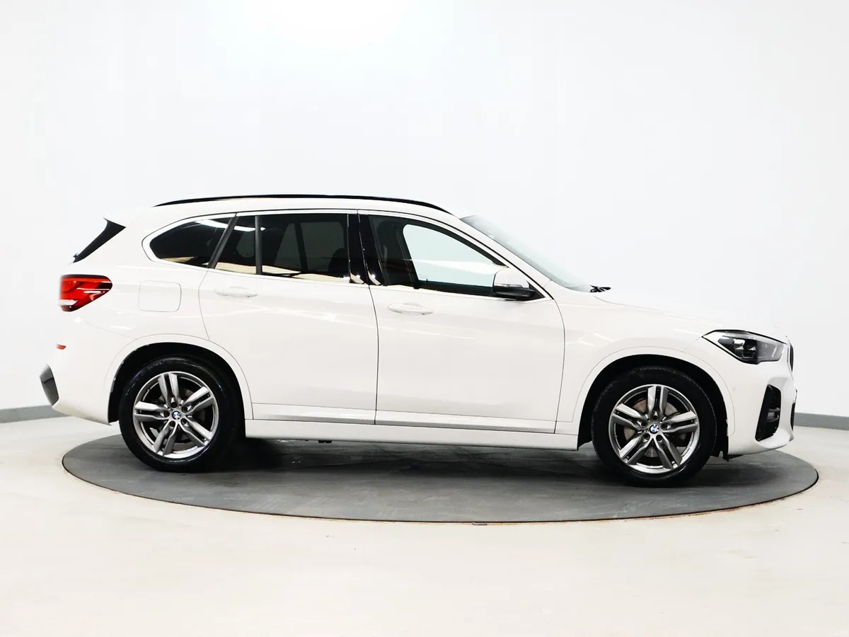 *67* 2021 BMW X1 1.5 m-sport auto 4x4 - Image 2