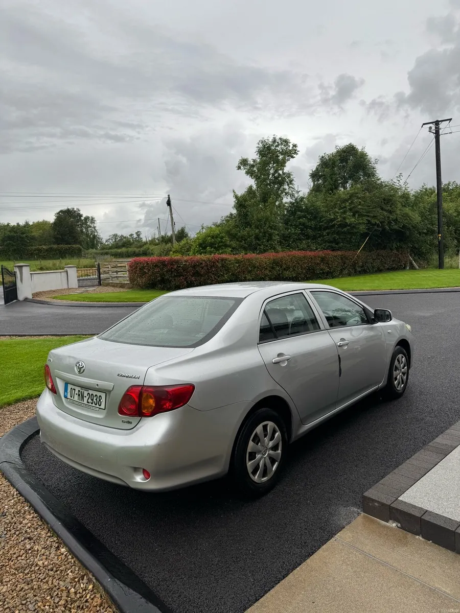 Toyota Corolla - Image 4