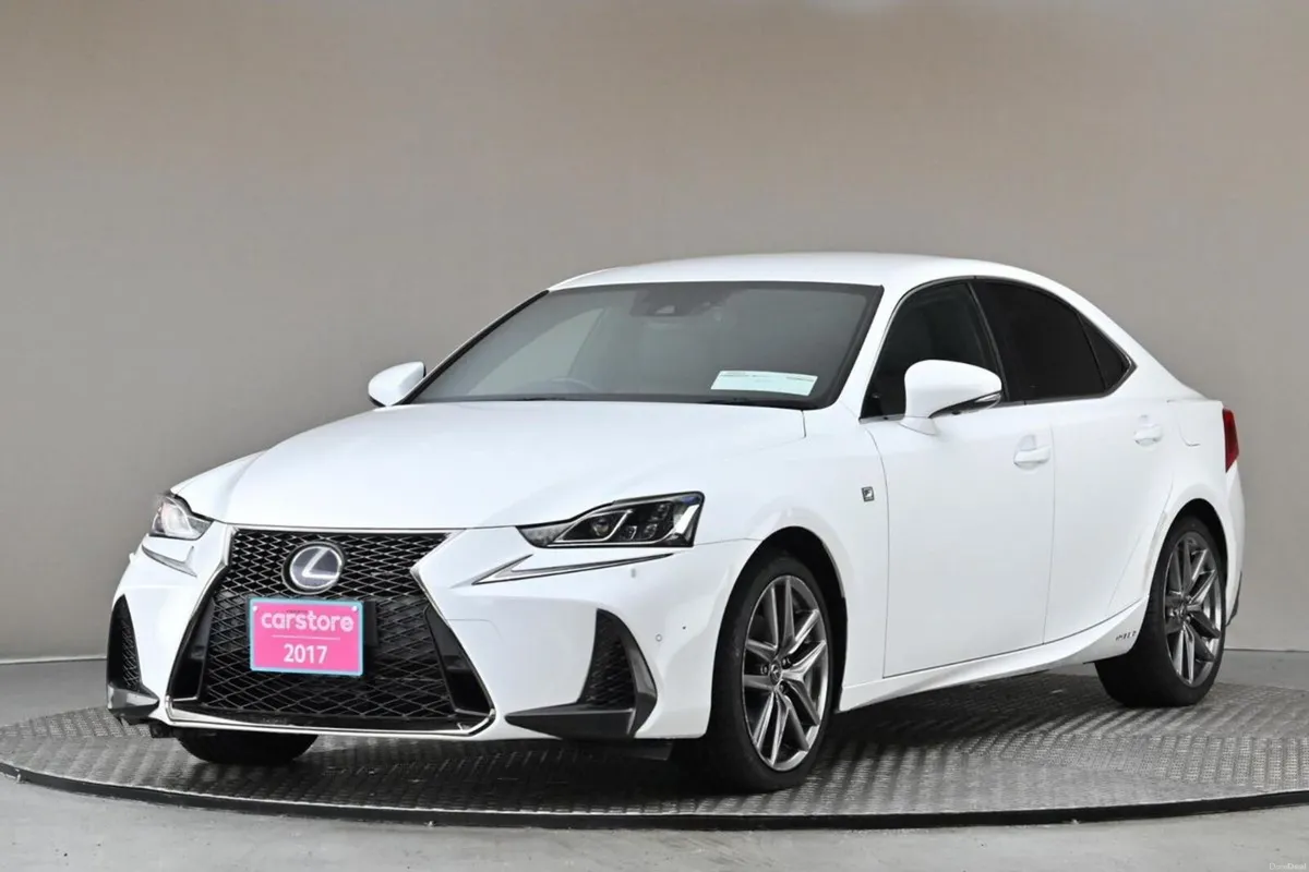 Lexus IS 2.5 E-CVT HYBRID F-SPORT **MEMORY SPORT L - Image 3