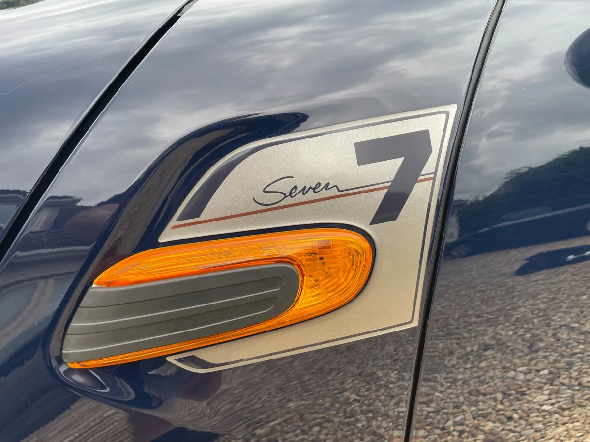Mini Cooper 2018 Seven Edition - Image 2