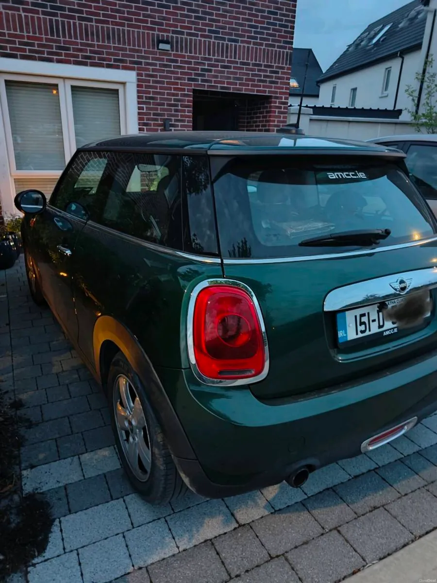 Mini One,Green,AT,2015,45K miles, Rev Cam, Carplay - Image 2