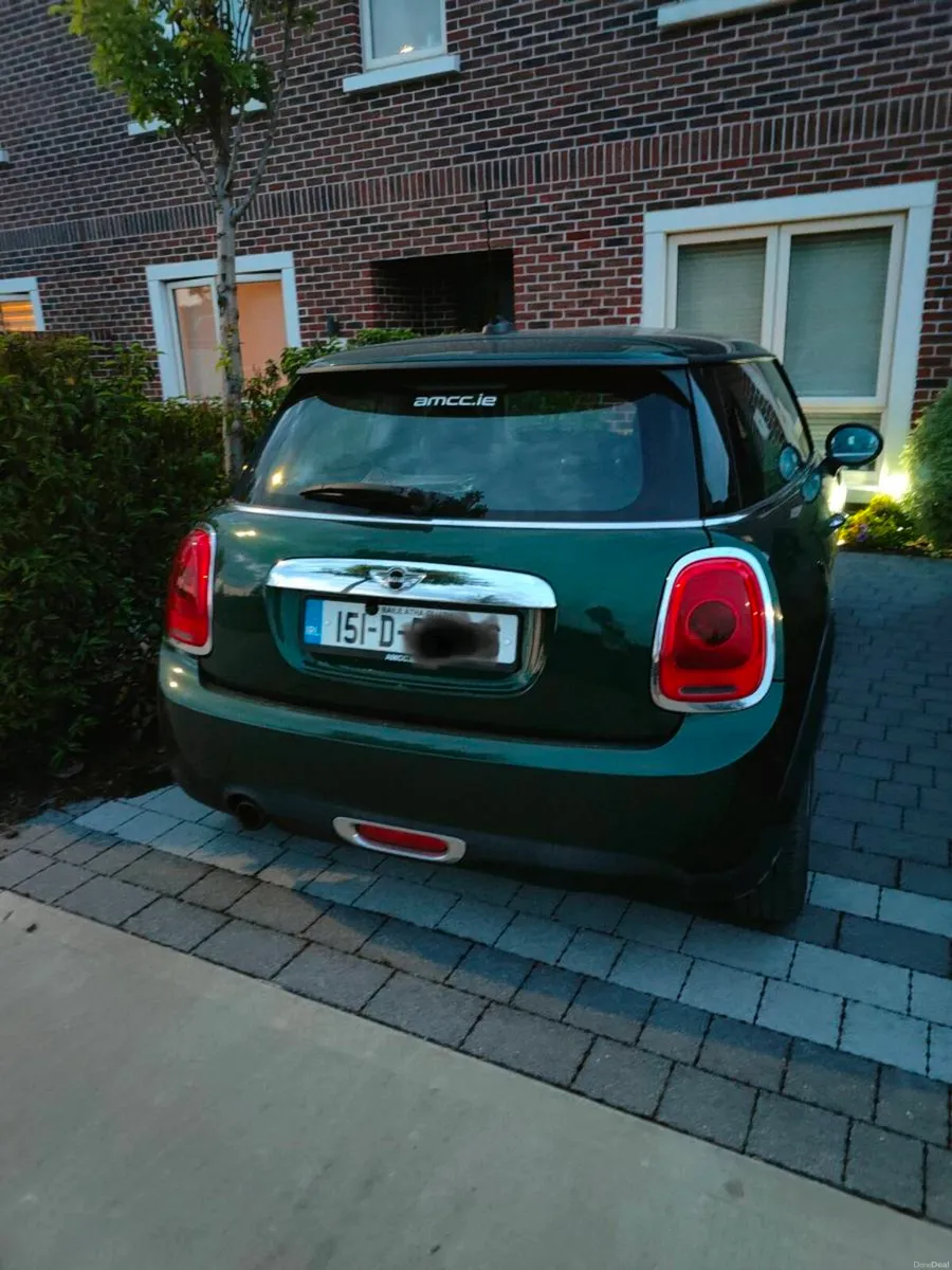 Mini One,Green,AT,2015,45K miles, Rev Cam, Carplay - Image 4