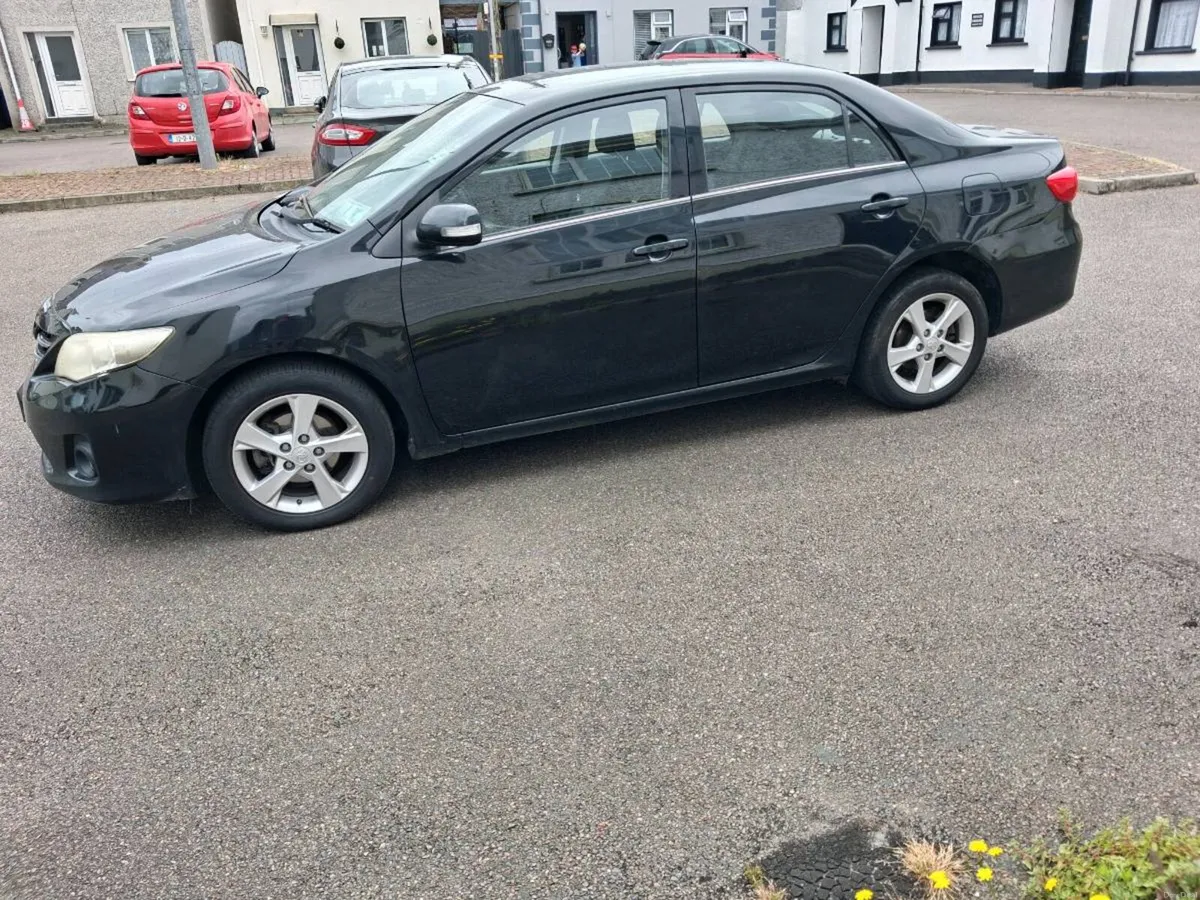 Car - Image 2