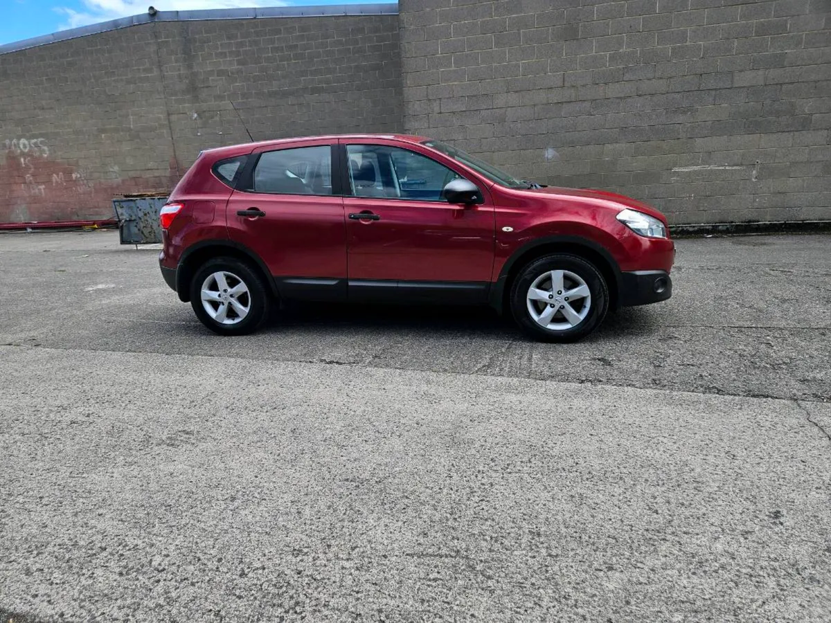 Nissan - Image 1