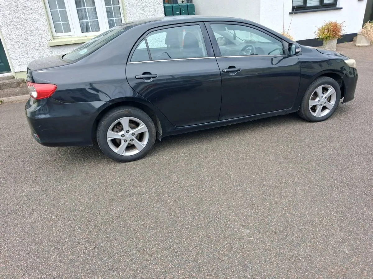 Car - Image 4