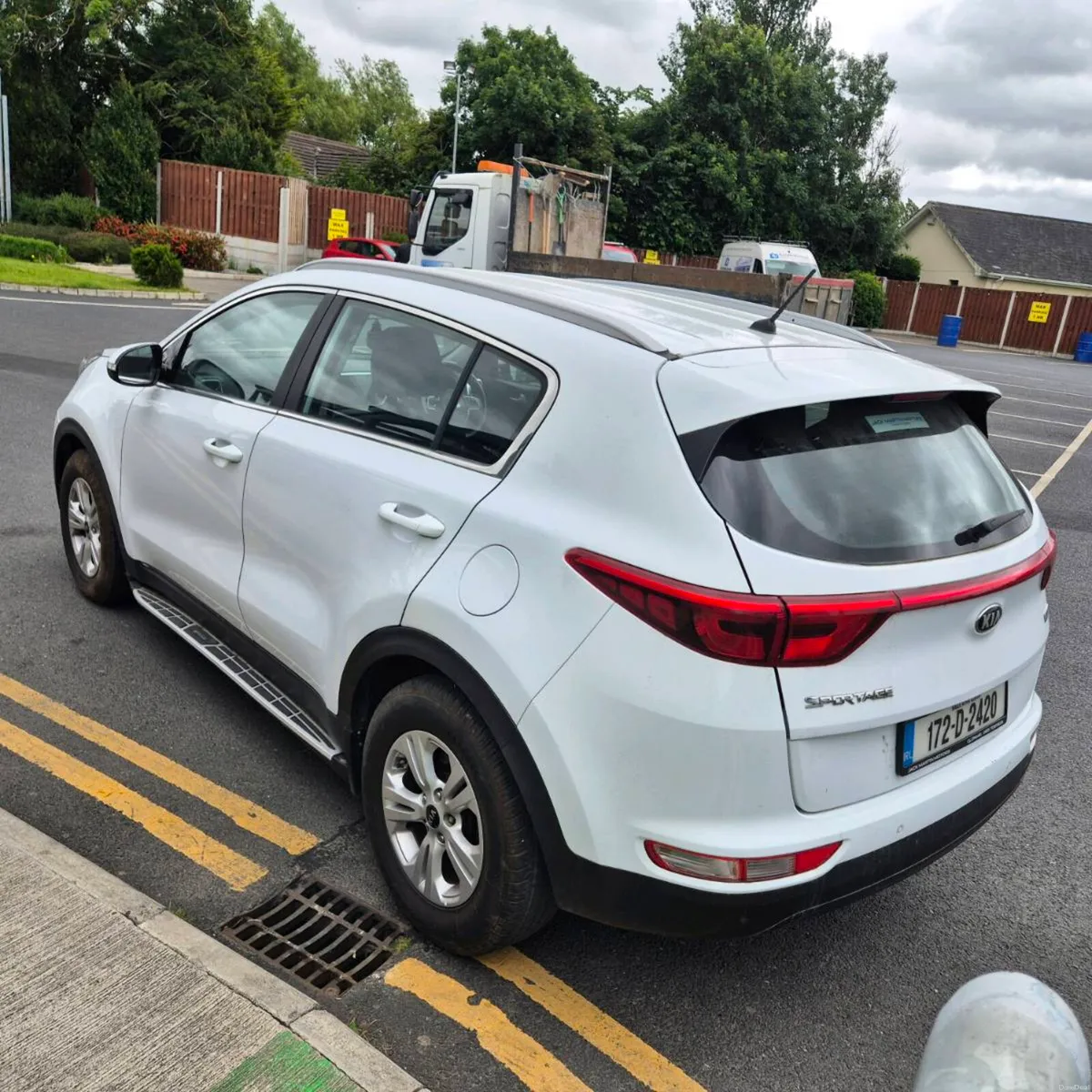 172 Kia Sportage nev nct tax - Image 6