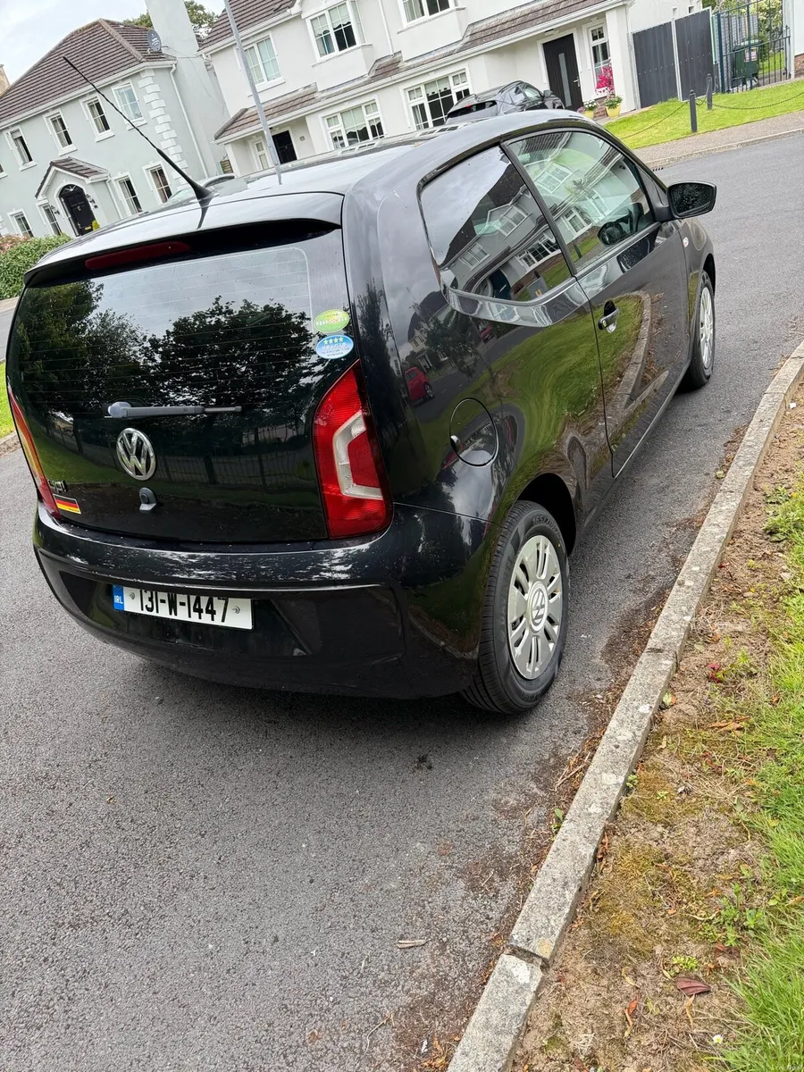 Volkswagen up automatic 2013 - Image 4