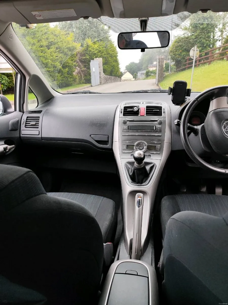 Car - Image 1