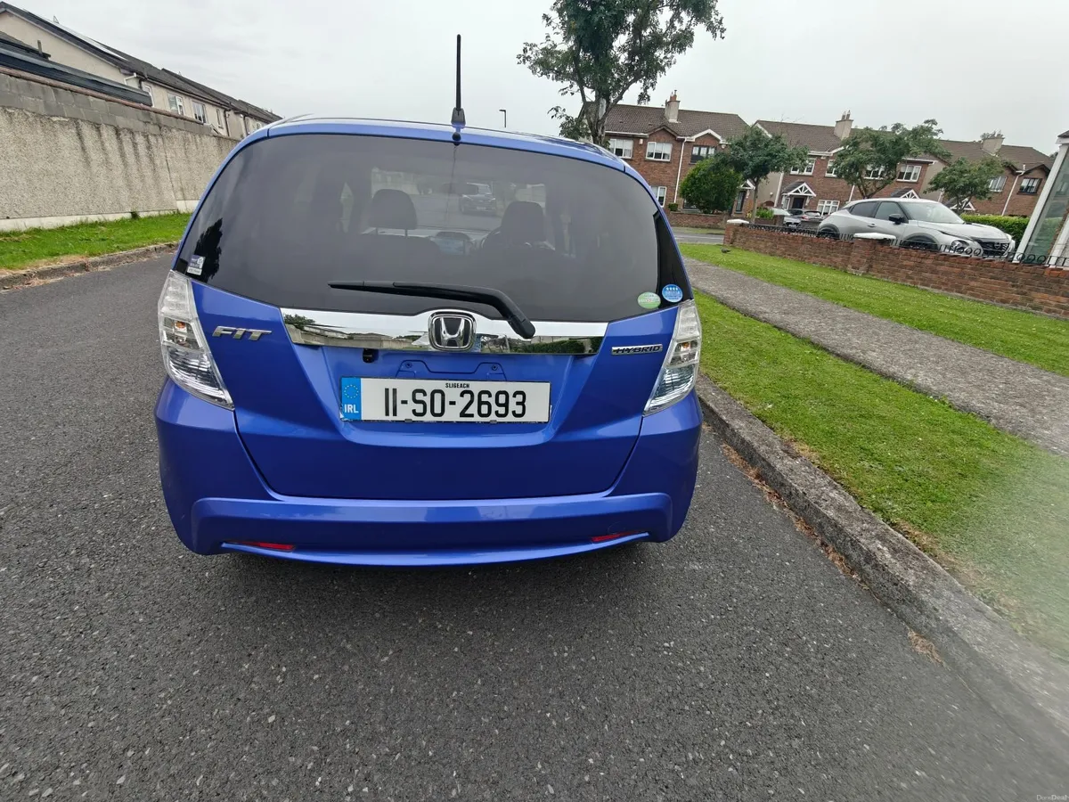 Honda Fit 2011 NEW NCT  Low mileage mint condition - Image 4