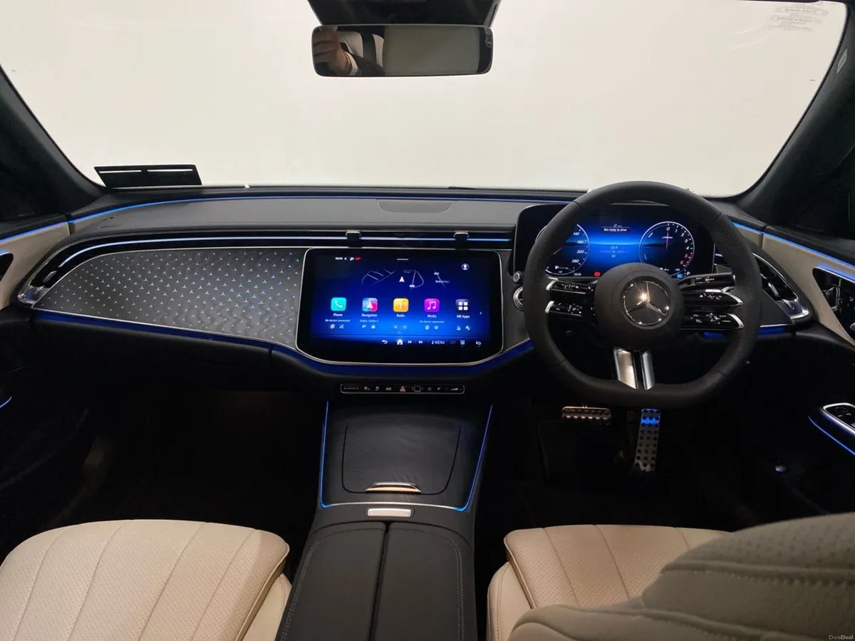 Mercedes-Benz E-Class E 300 de EQ Hybrid Technolog - Image 4