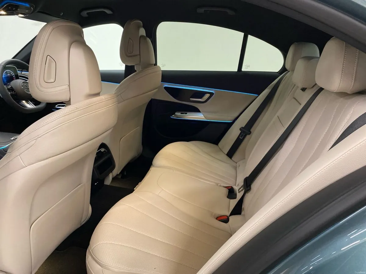 Mercedes-Benz E-Class E 300 de EQ Hybrid Technolog - Image 4