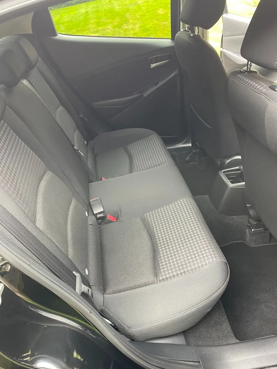 Mazda 2 2019 1.5 Executuve - Image 2