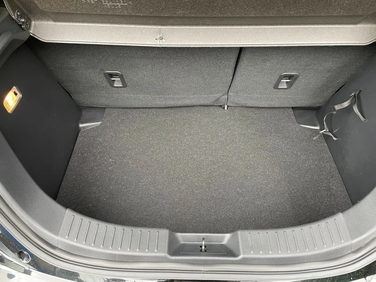 Mazda 2 2019 1.5 Executuve - Image 4