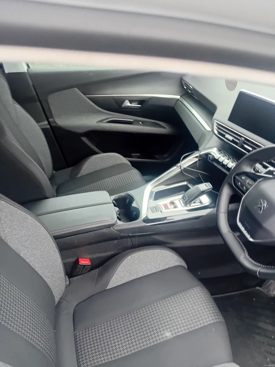 Peugeot 3008 2020 - Image 4