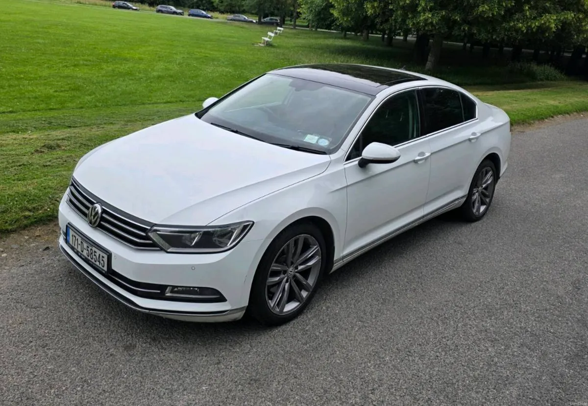 2017 VOLKSWAGEN PASSAT GT PAN ROOF NCT AUTO - Image 1
