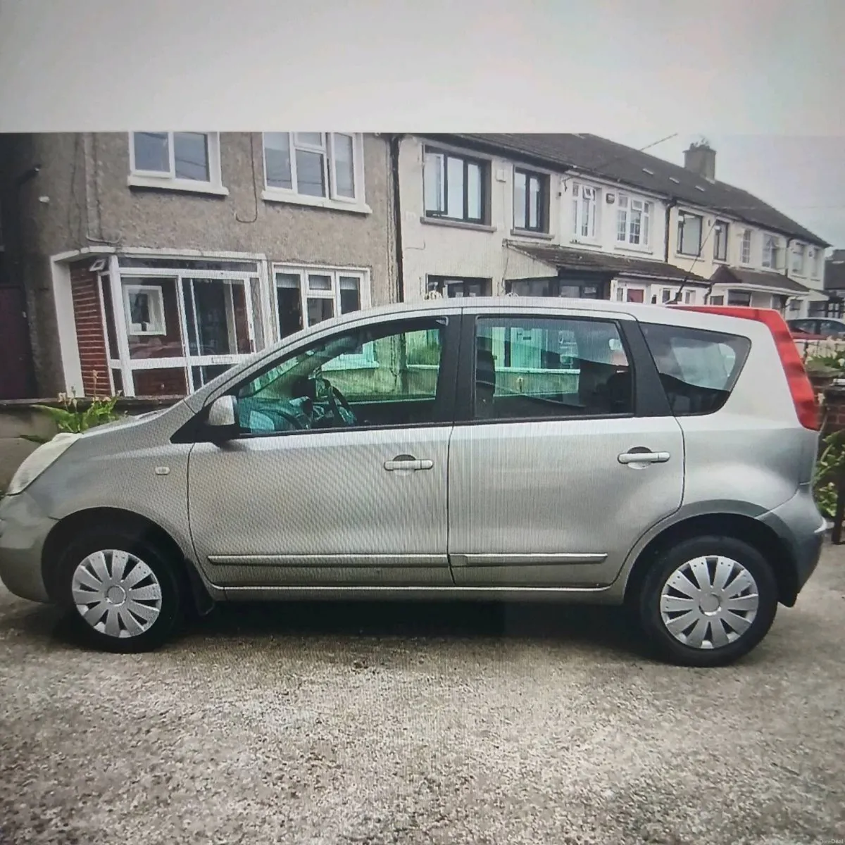 Car - Image 1