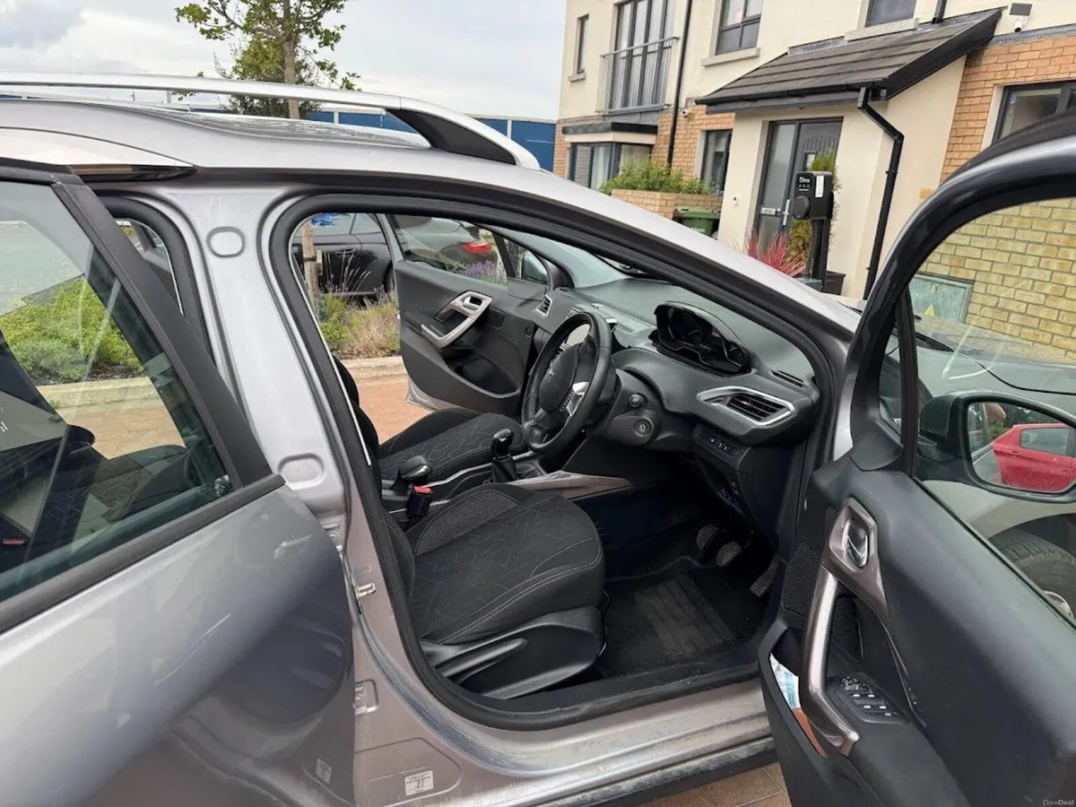 Peugeot 2008 2015 - Image 4
